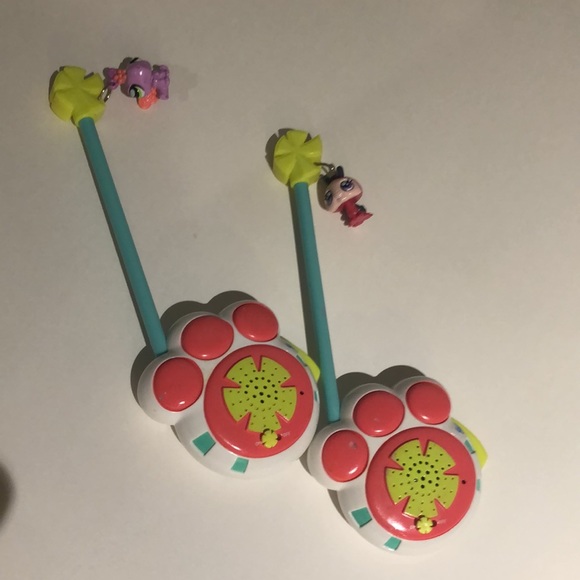 Littlest pet shop walk-in talkies!!!! Hard to find, super cute!!! - Picture 2 of 3